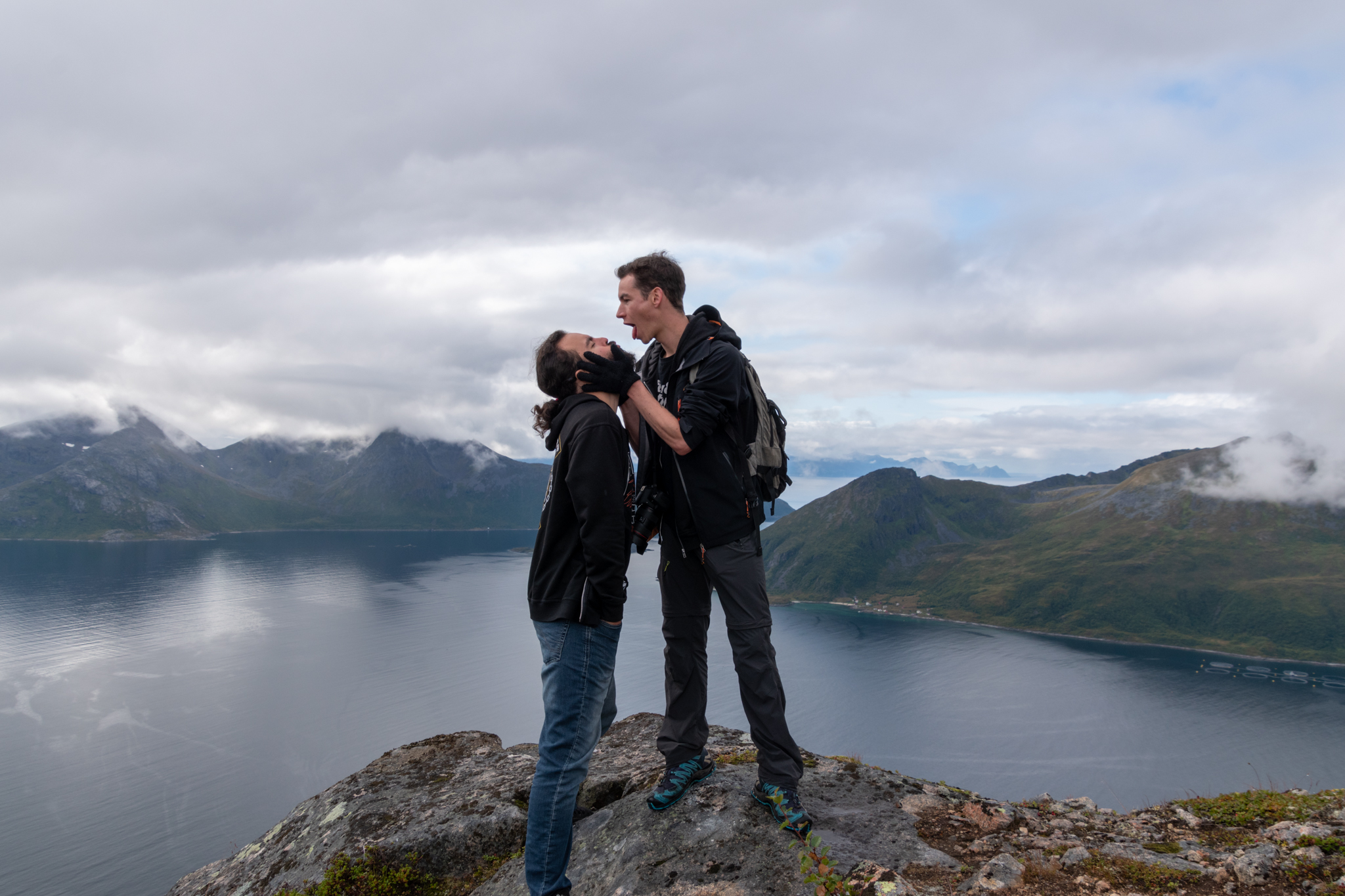 Embrasse moi comme une de tes françaises