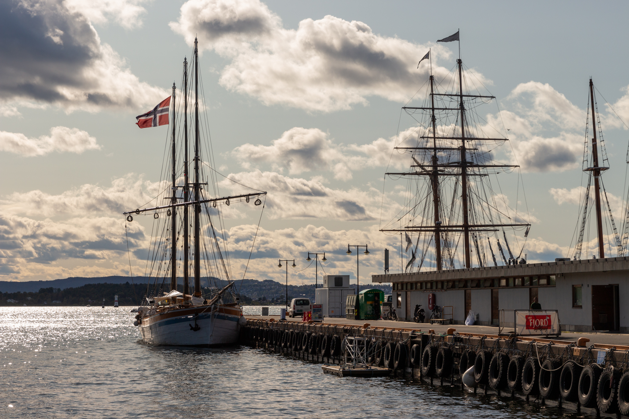 On longe le port d'Oslo